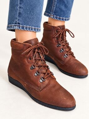 Vintage Dexter Brown Leather Lace Up Ankle Boots Made in USA Hiking Gorpcore
